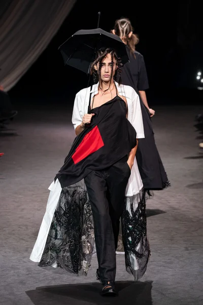 Look 39